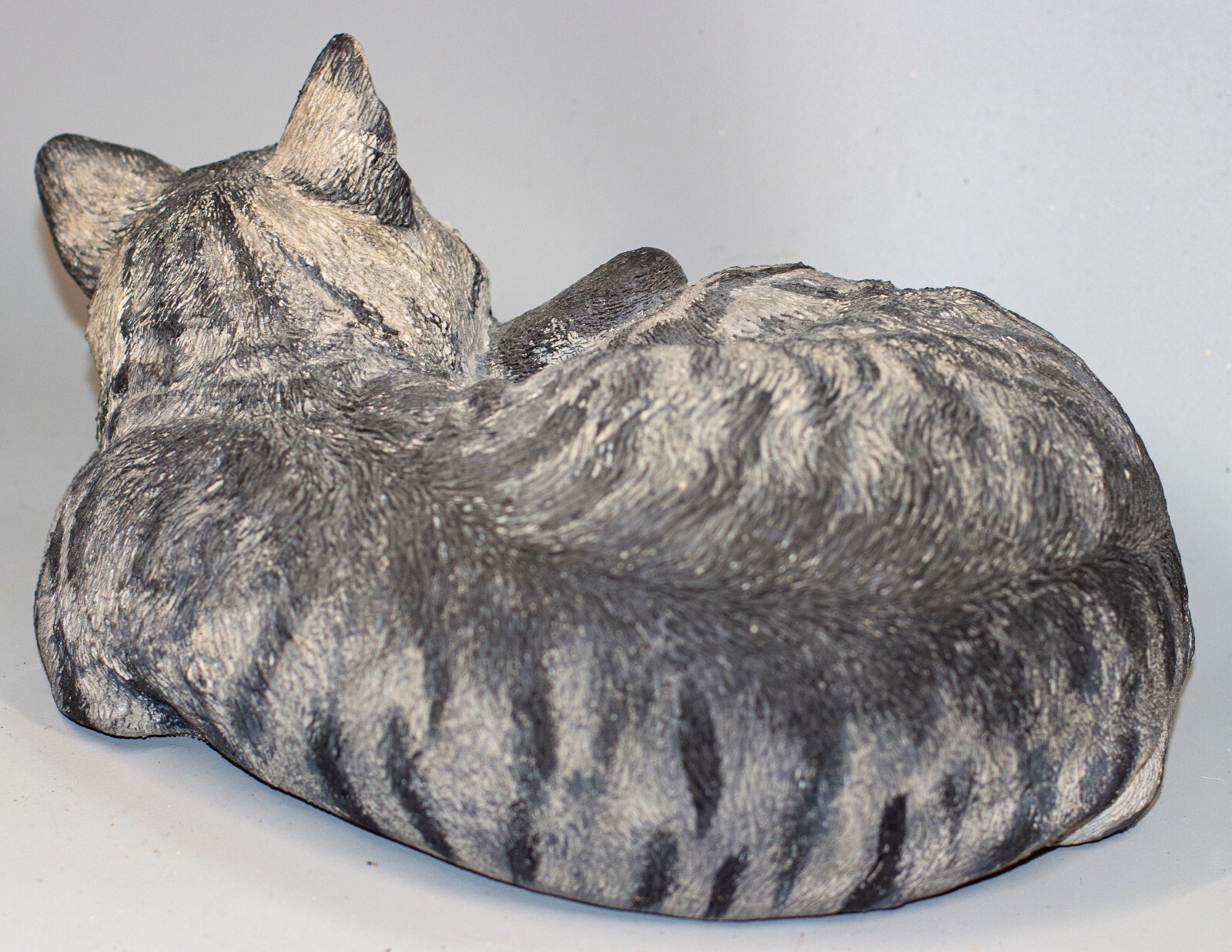 Gray Tabby Cat Urn Cremation Statue Pet Ashes Memorial Grave Decor Sympathy Gift