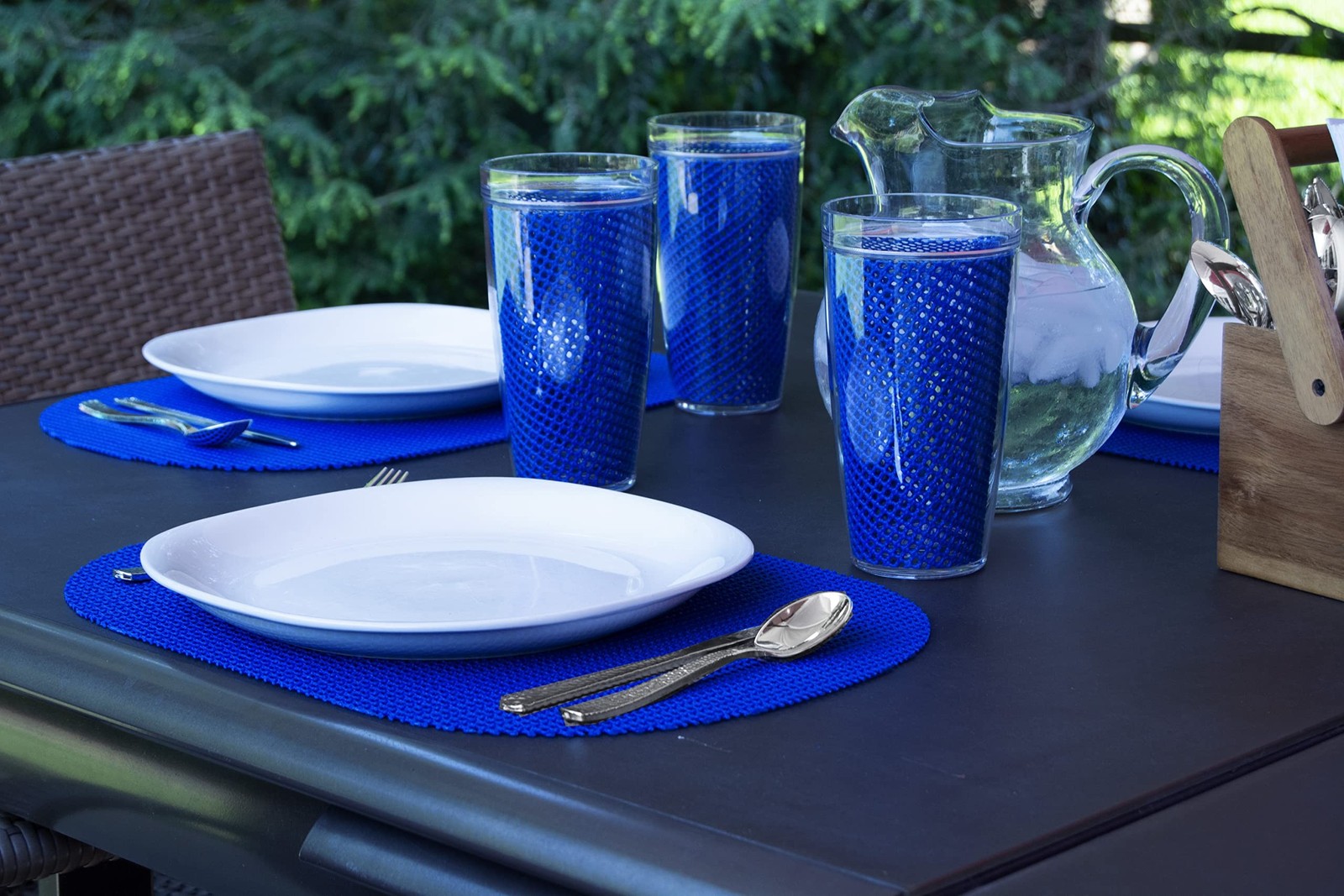Kraftware Fishnet Oval Placemat for Any Outdoor Table, Blue, Set of 6, Small