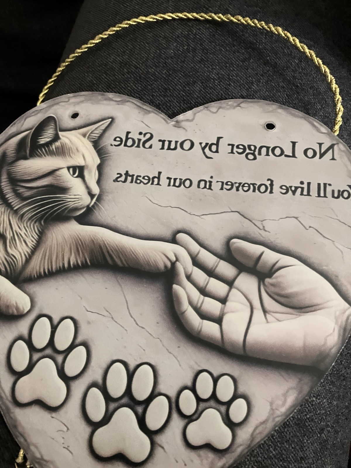 Engraved Heart-Shaped Cat Memorial Plaque Marker with Paw Prints