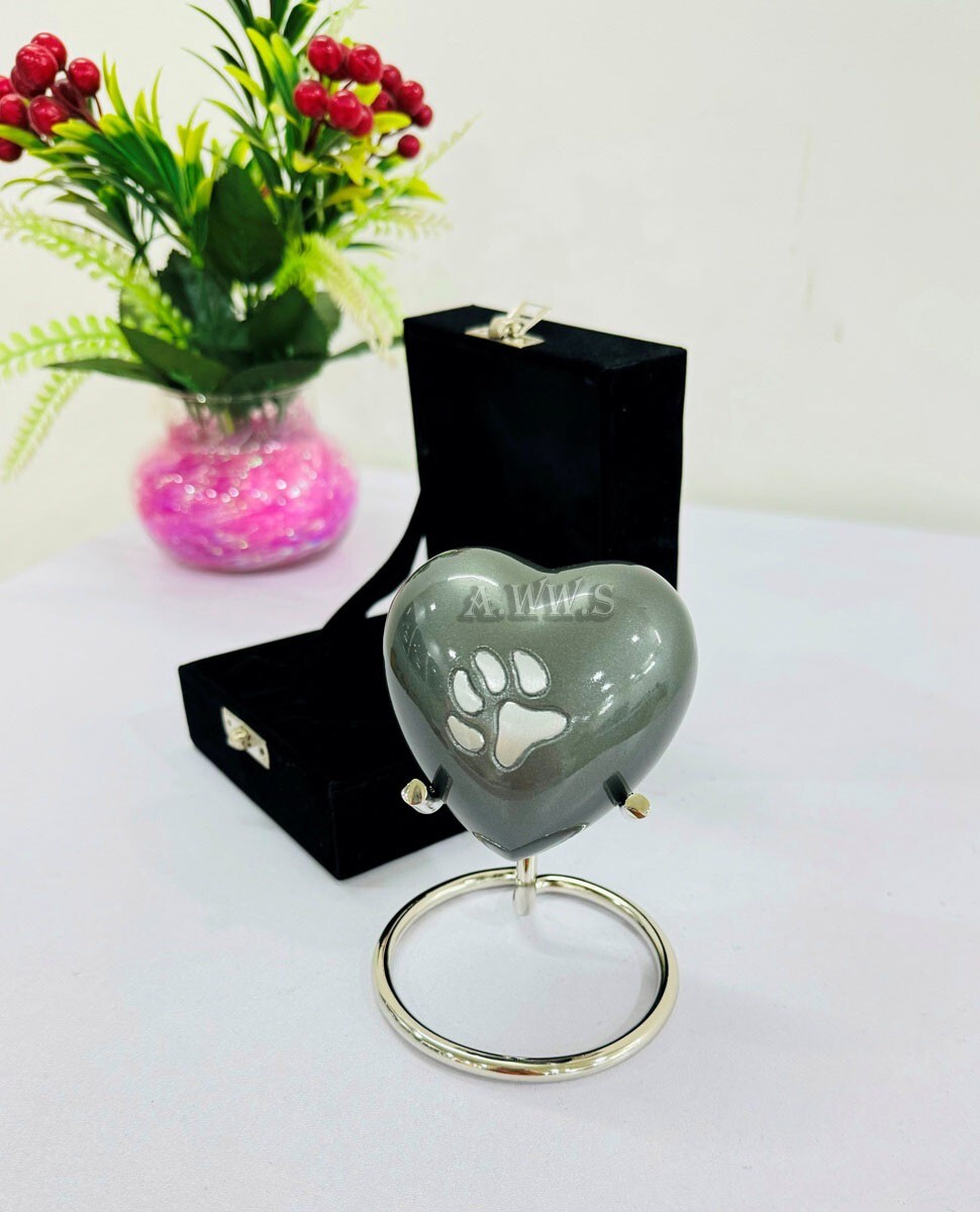 Beautiful Small Cremation Keepsake Urn For Token Ashes, Mini Heart Shape