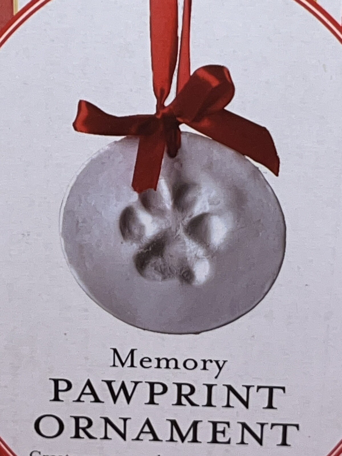 NIB MEMORY PET PAW PRINT KEEPSAKE ORNAMENT FOR DOG OR CAT 2 SIZES