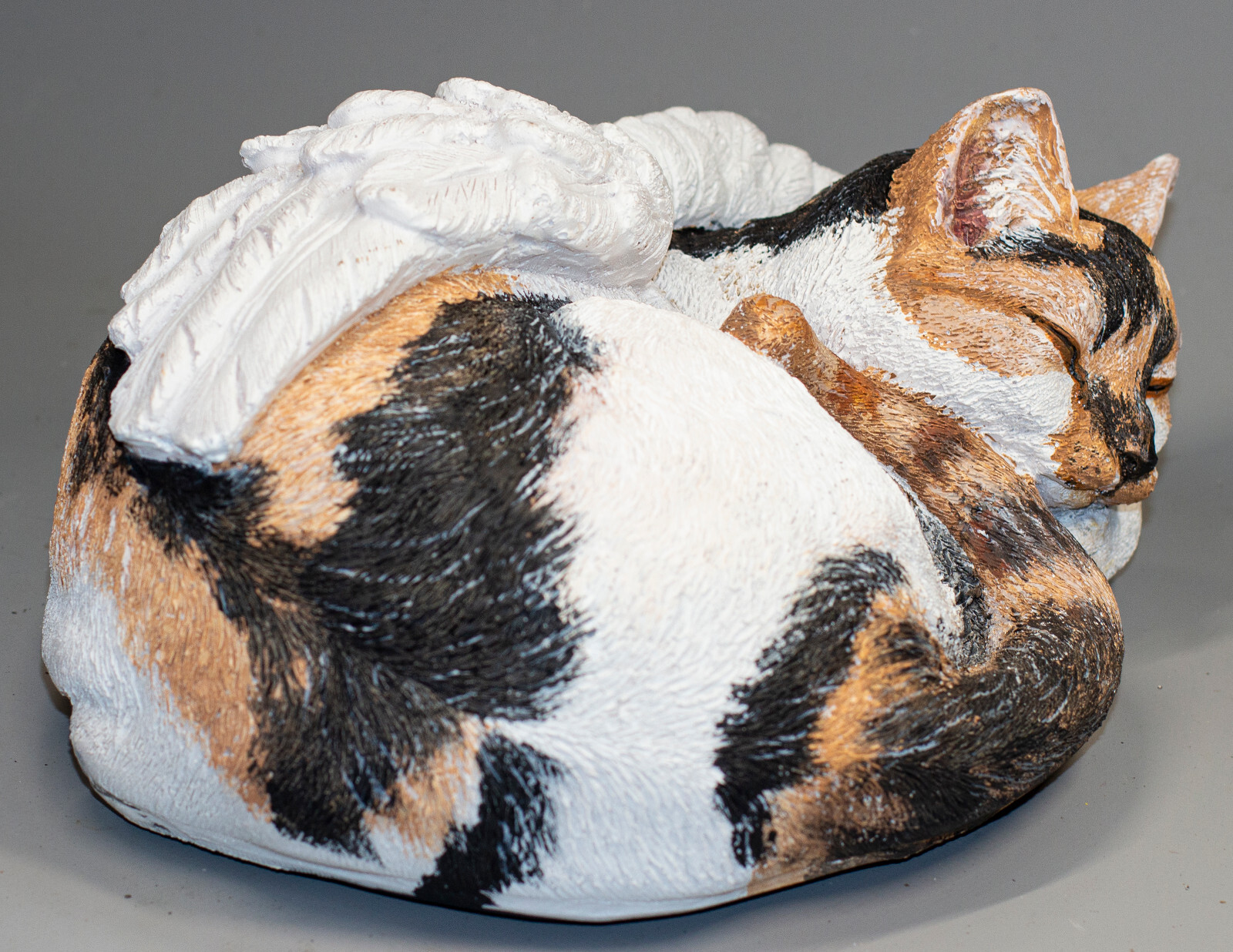 Sleeping Cat Angel Wings Calico Cremation Urn Pet Ashes Memorial Statue Keepsake
