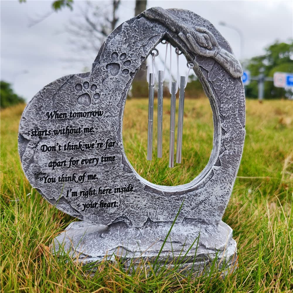 Heart Pet Memorial Stones for Dogs with Wind Chimes, Paw Prints Headstones Gr…