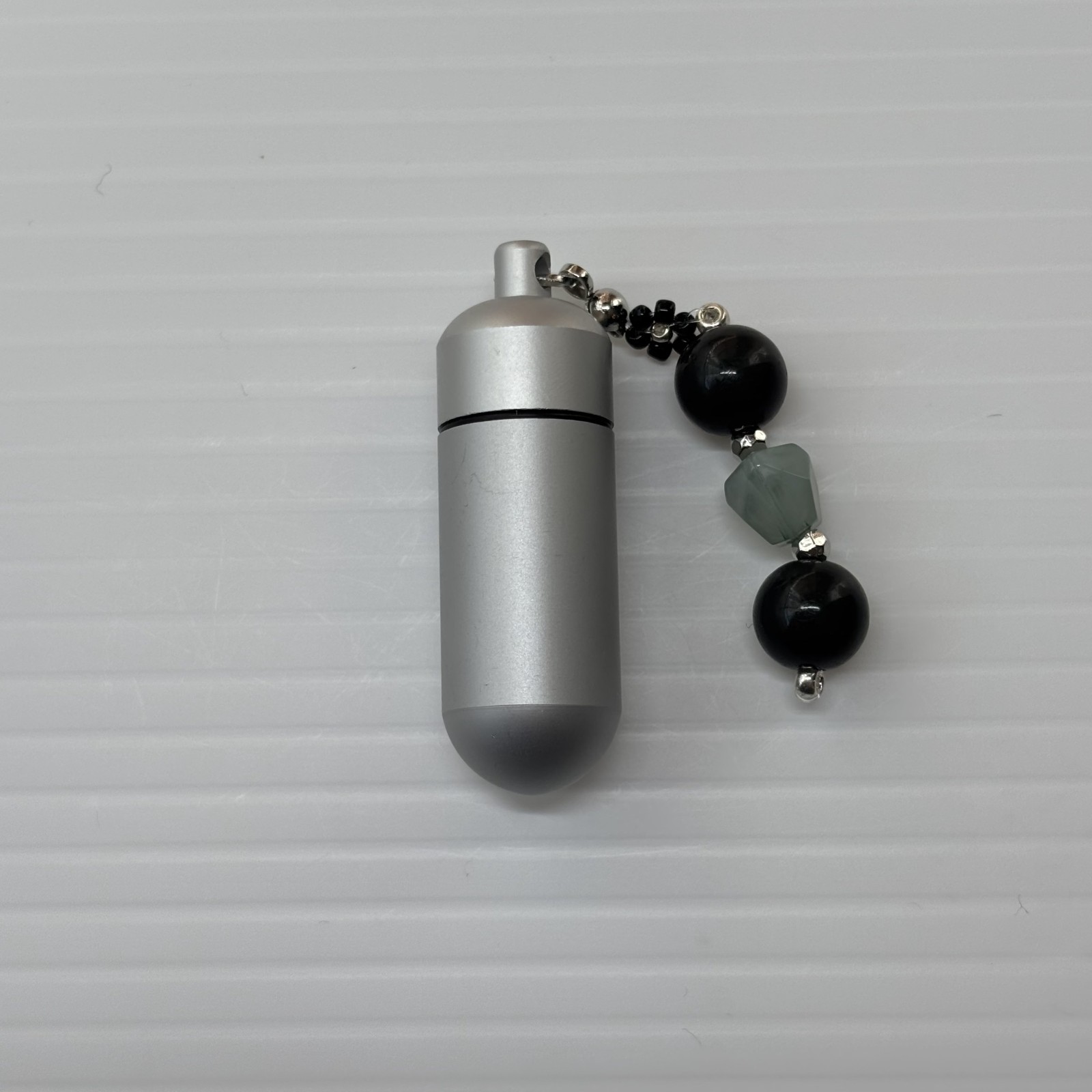 Cremation Ashes Keychain – Cremation Keepsake(dark green stone)