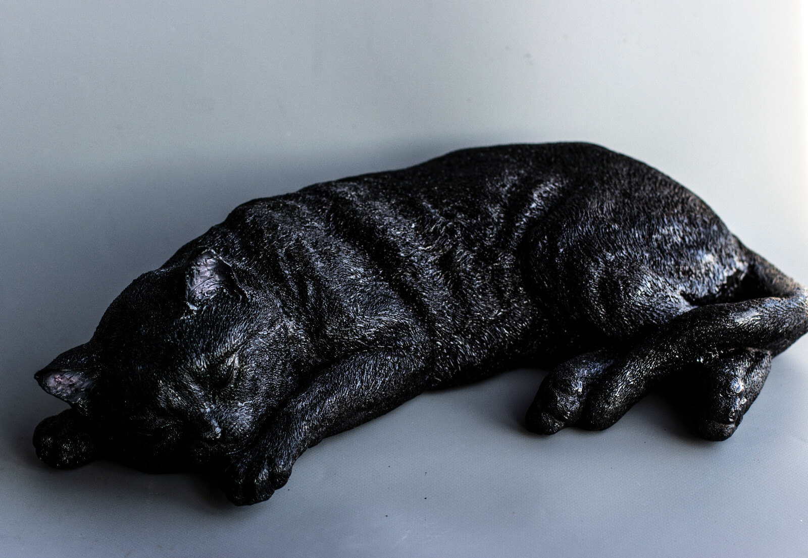 Sleeping Cat Cremation Urn Pet Ashes Black Memorial Statue Grave Ornament Animal