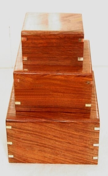 Handmade Pet Urn Natural Shesham Wood Brass Corners 12.5×7.5×6 IU99A