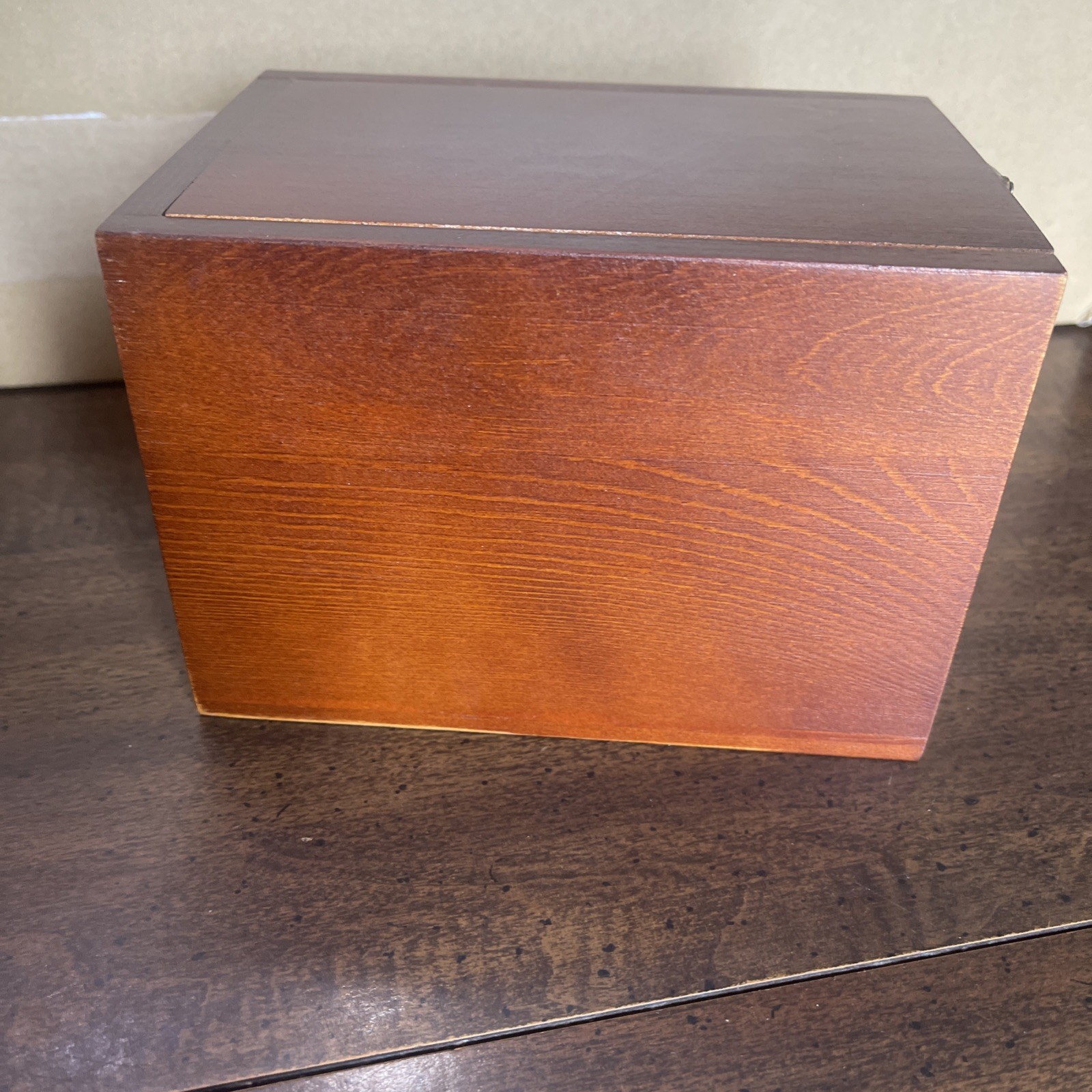 Pet Urn Cat Dog Wooden Picture Brand New