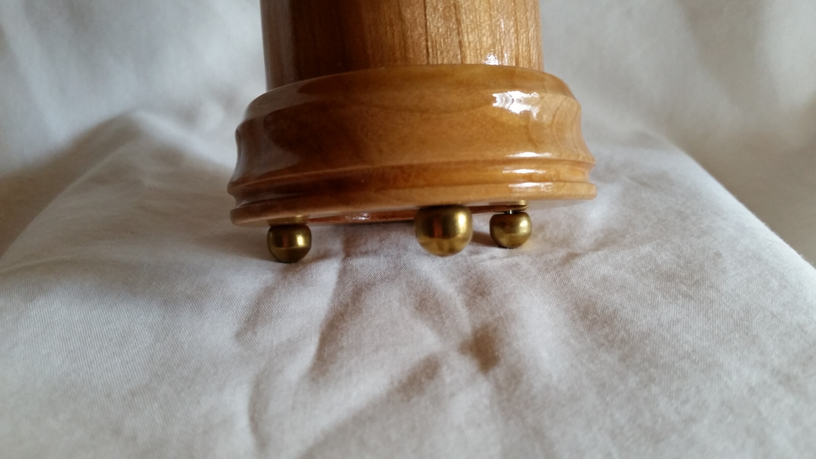 Mini Turned Wood Pet Sharing Companion Keepsake Cremation Memorial Urn 5 Lbs