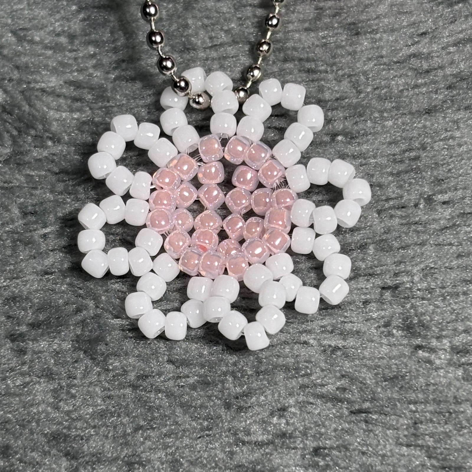 Cremation Ashes Keychain – Cremation Keepsake(white flowers and pink heart)
